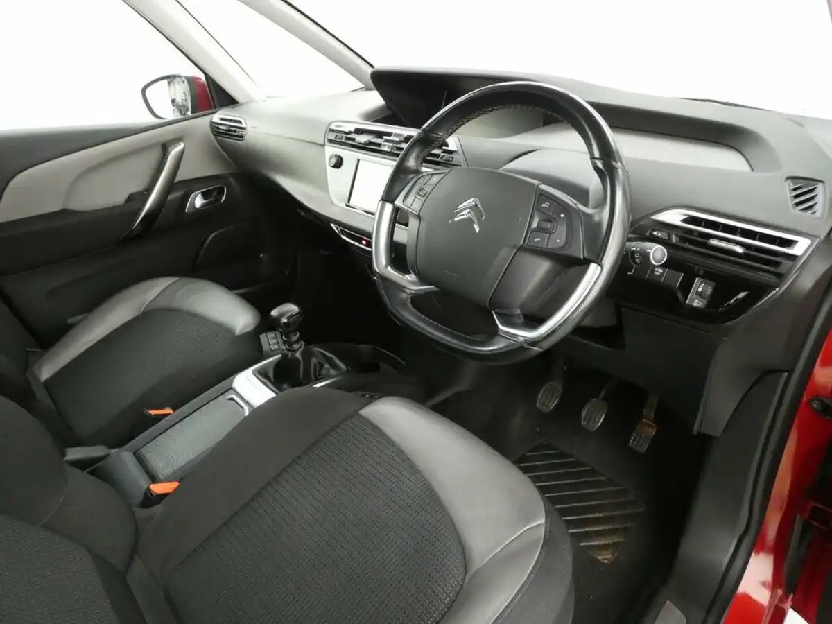 2019-citroen-grand-c4-spacetourer-15bluehdi-flair-big-10