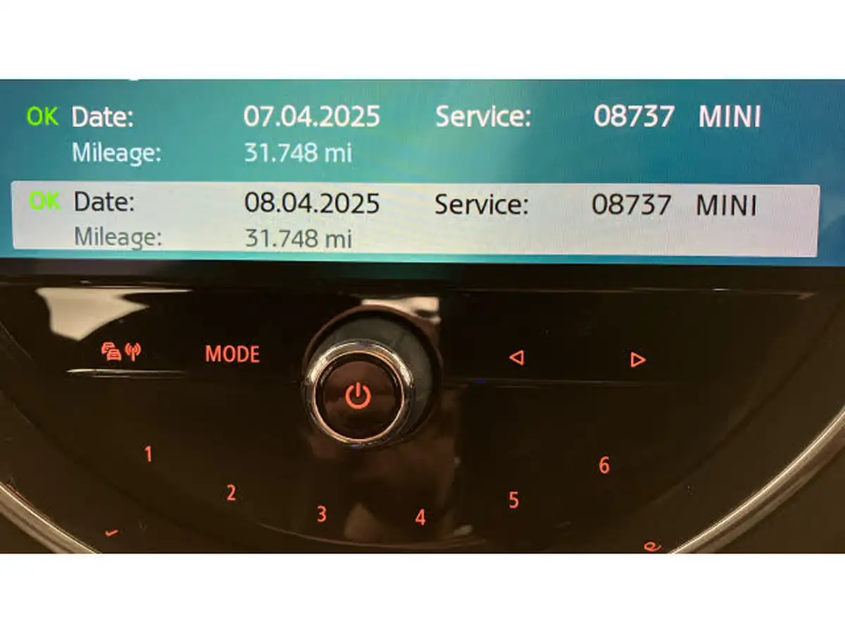 2022-mini-countryman-15-cooper-classic-auto-big-46