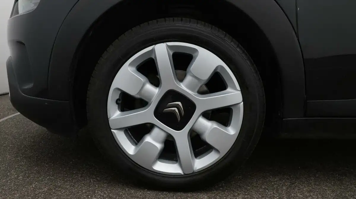 2018-citroen-c4-cactus-12-puretech-flair-110ps-big-18