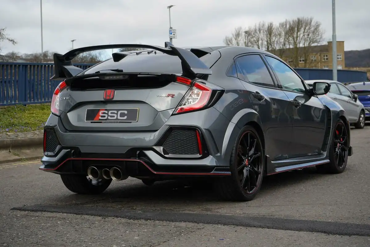 2019-honda-civic-20-i-vtec-type-r-gt-big-10