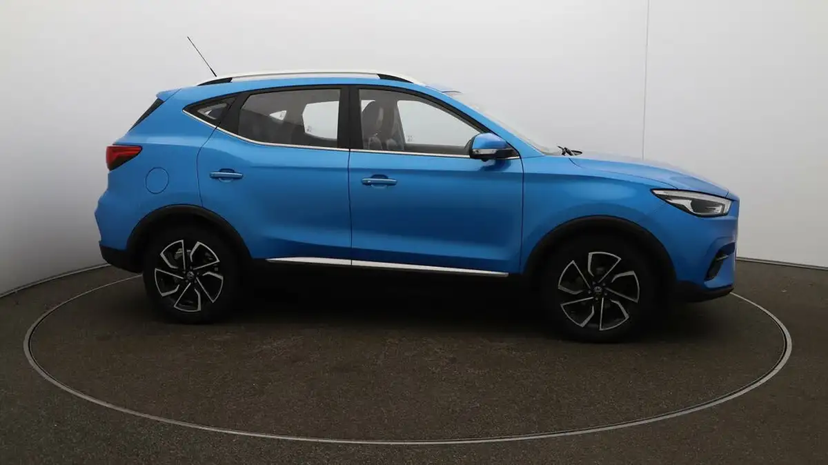 2022-mg-zs-suv-10t-gdi-exclusive-big-47