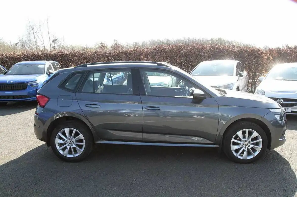 2021-skoda-kamiq-10-tsi-se-109ps-big-13