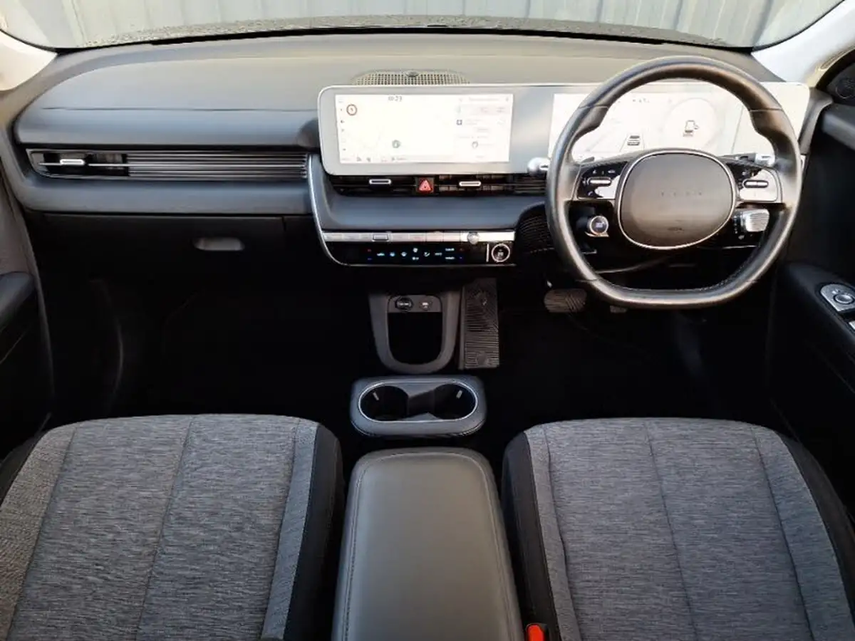 2021-hyundai-ioniq-5-e-premium-217ps-73kwh-rwd-big-2