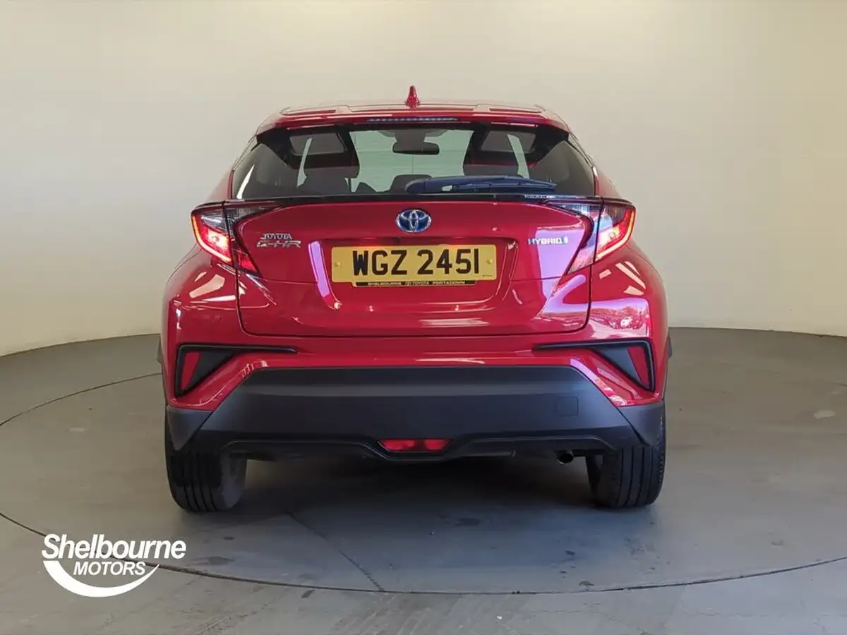 2022-toyota-c-hr-18-vvt-i-icon-big-12