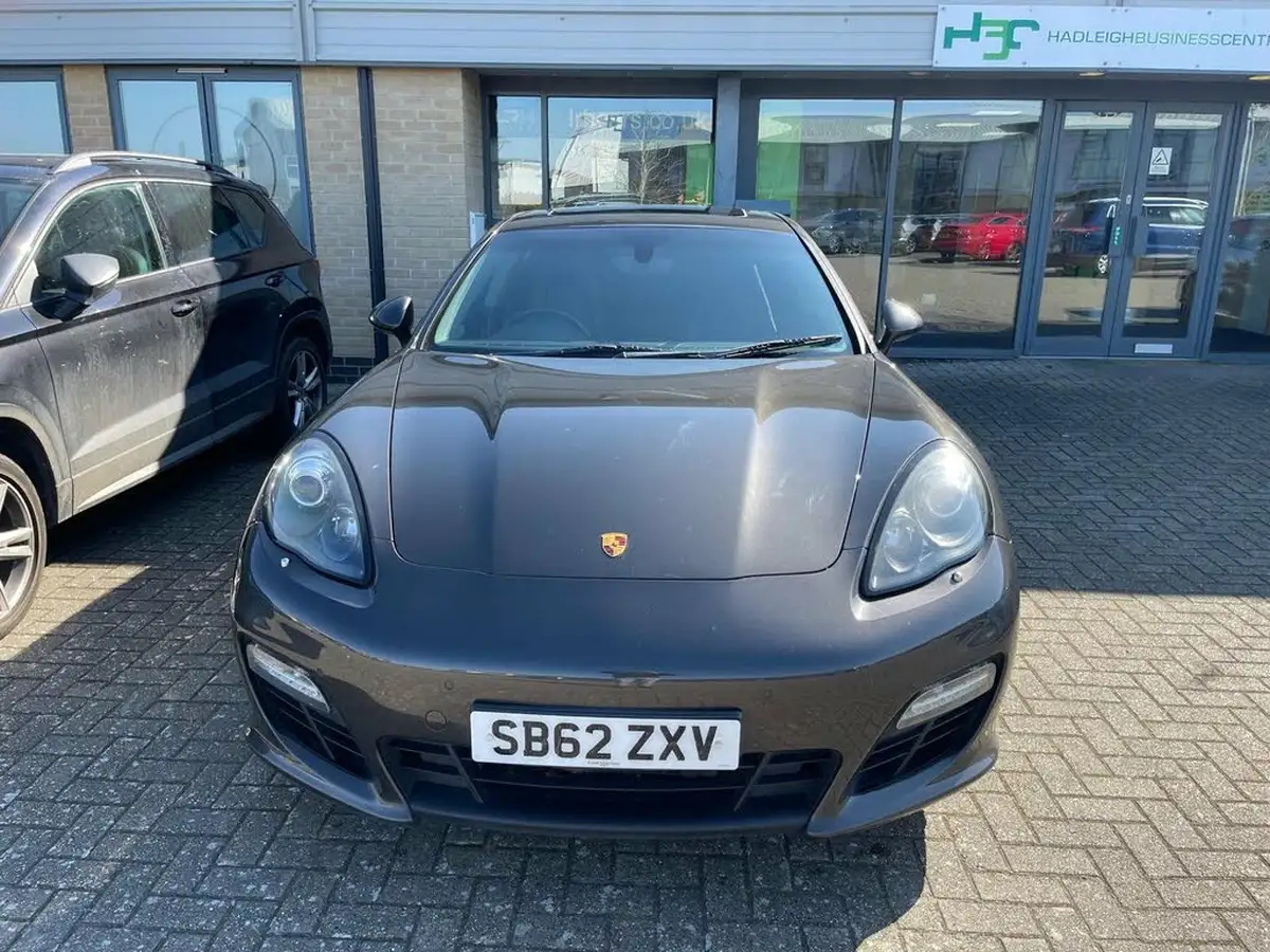 2013-porsche-panamera-30td-platinum-edition-big-2