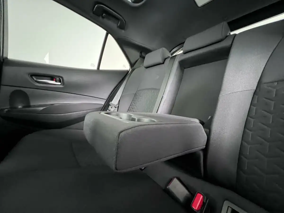 2020-toyota-corolla-18-vvt-i-design-spare-wheel-hatchback-5d-big-15