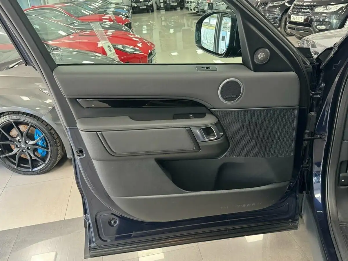 2019-land-rover-discovery-30-sd-v6-anniversary-edition-big-55