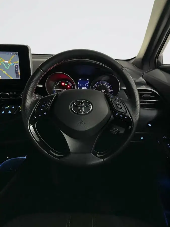 2022-toyota-c-hr-18-vvt-i-gr-sport-big-14