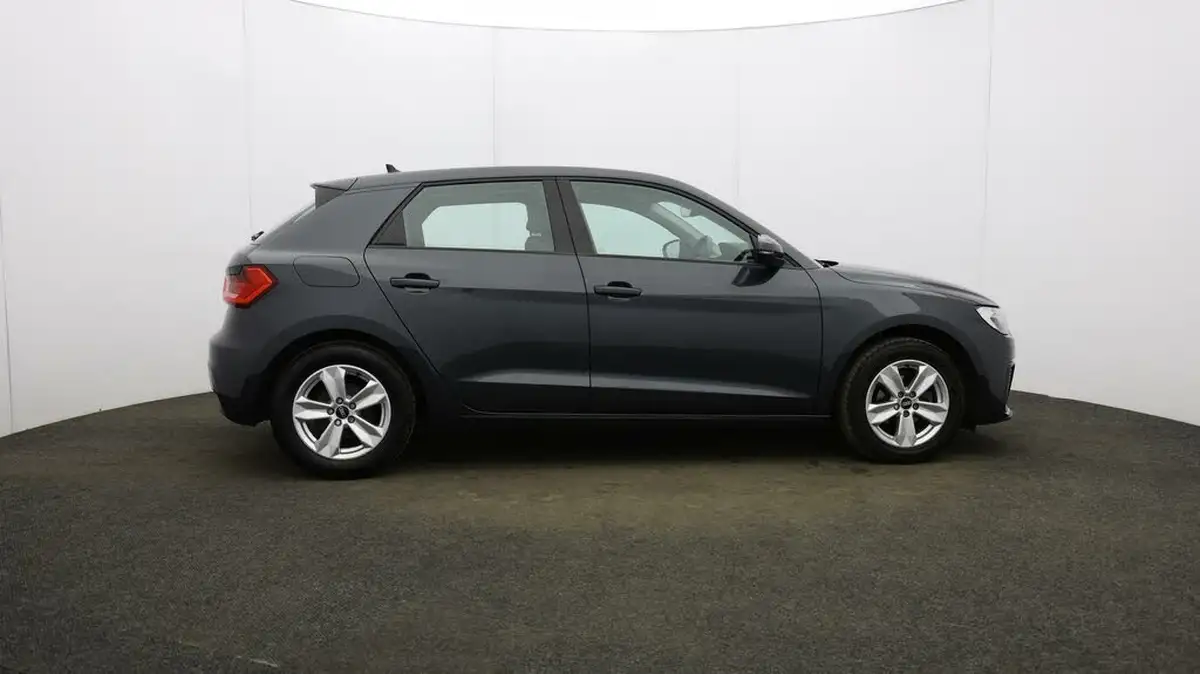 2021-audi-a1-10-25-tfsi-technik-big-45