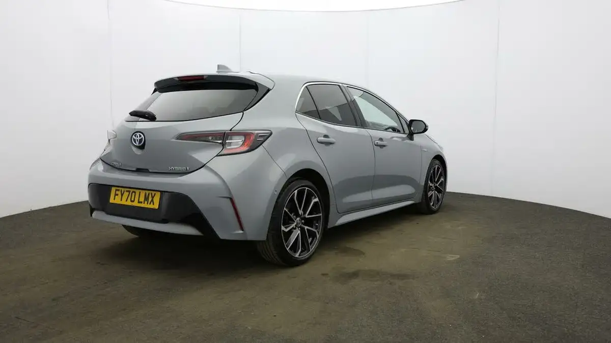 2020-toyota-corolla-18-vvt-i-excel-trk-hatchback-big-50