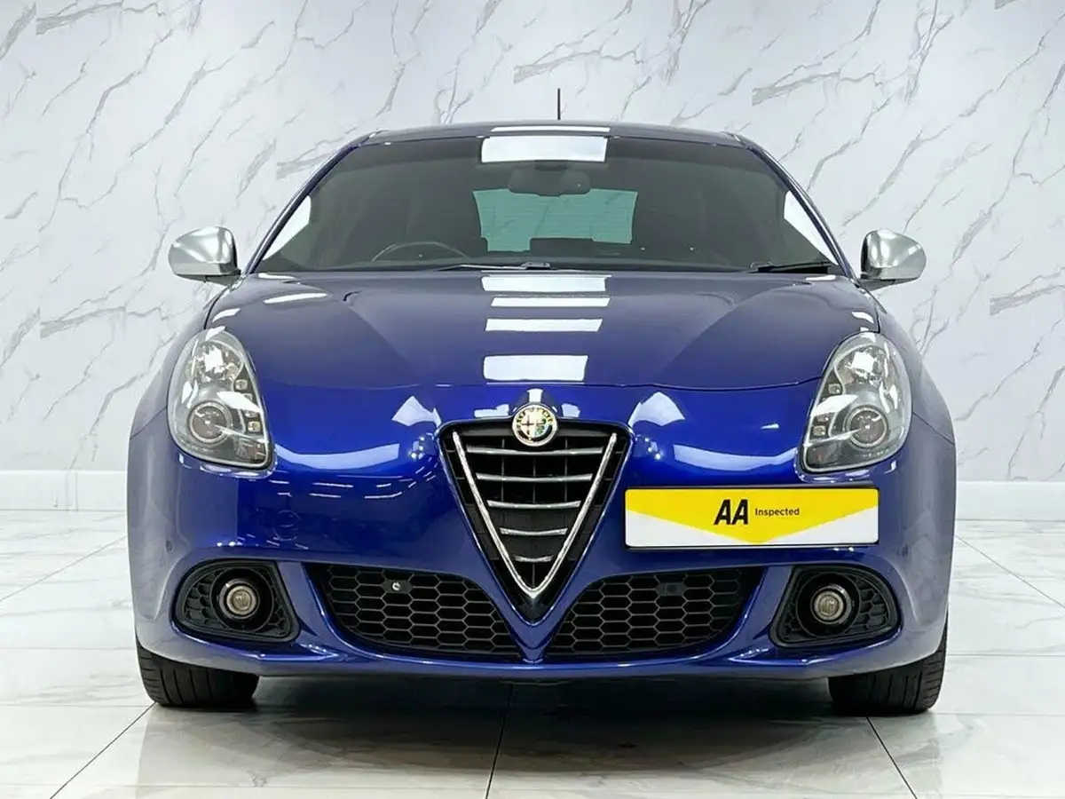 2015-alfa-romeo-giulietta-14-tb-qv-line-big-3