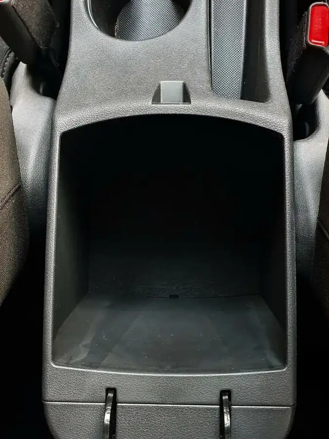 2022-hyundai-kona-16-gdi-premium-big-17