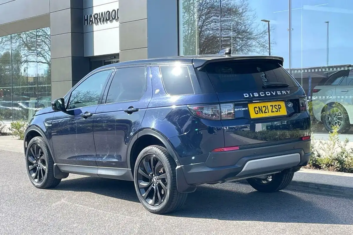 2021-land-rover-discovery-sport-20-p250-hse-big-11