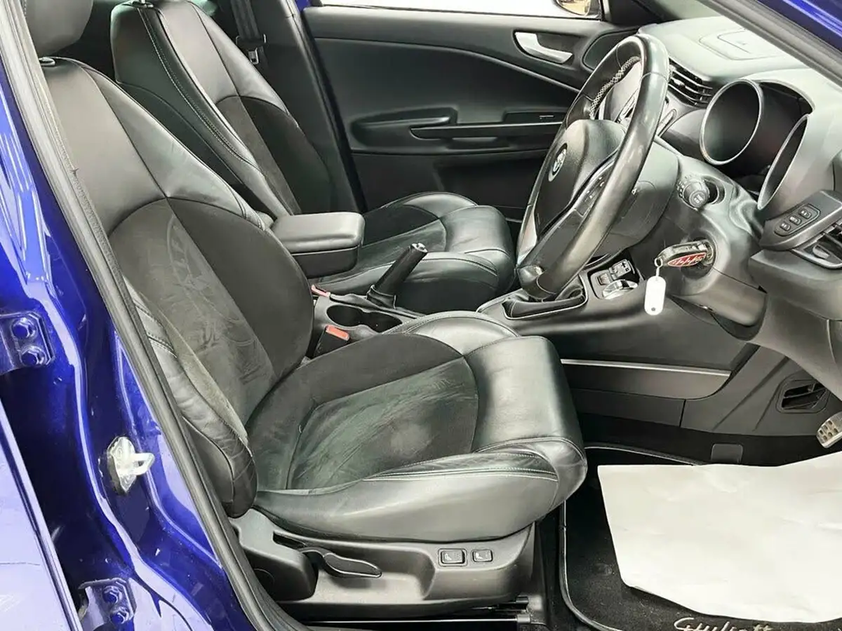 2015-alfa-romeo-giulietta-14-tb-qv-line-big-27