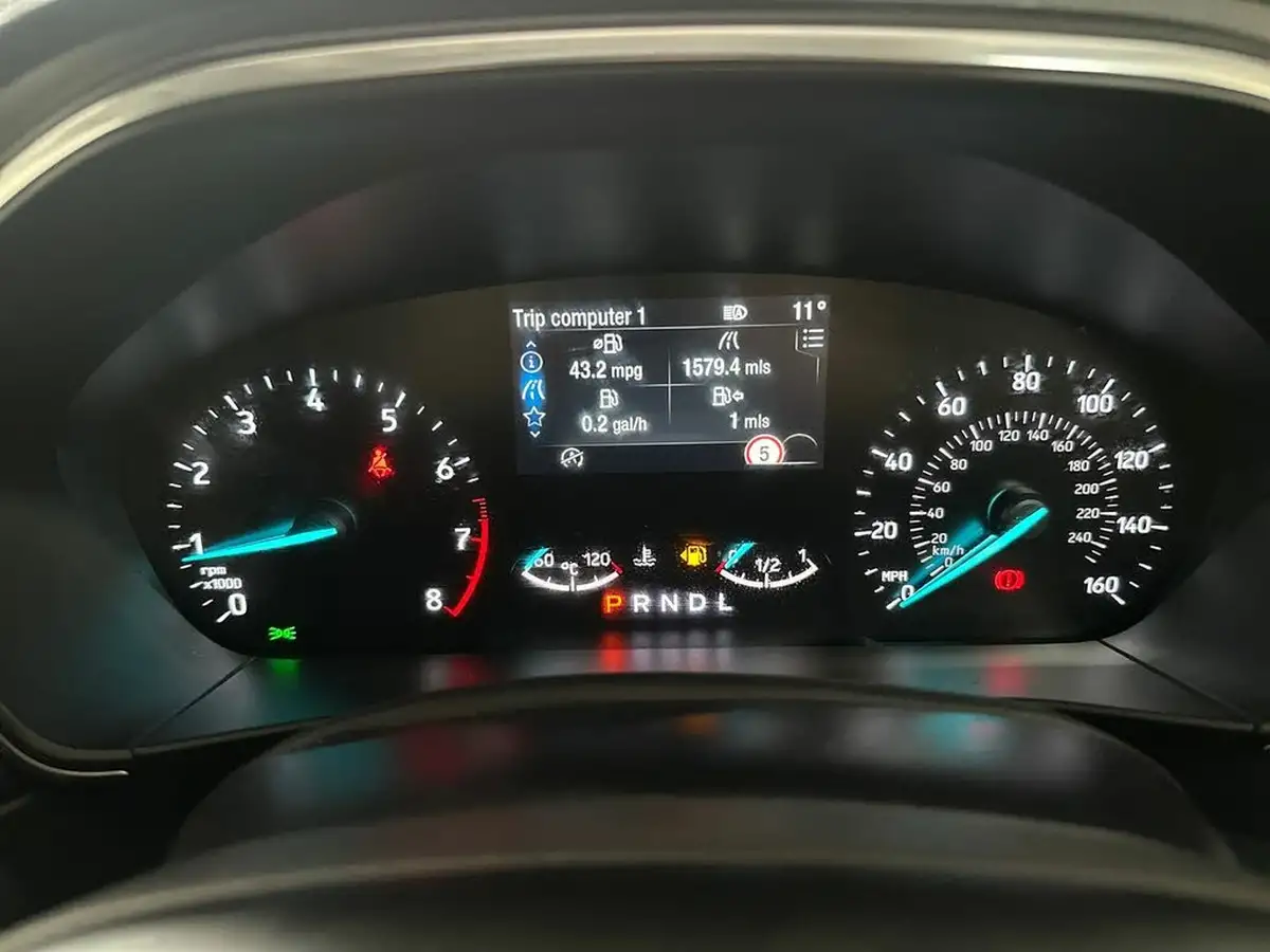 2024-ford-focus-10t-active-155ps-hatchback-powershift-big-17