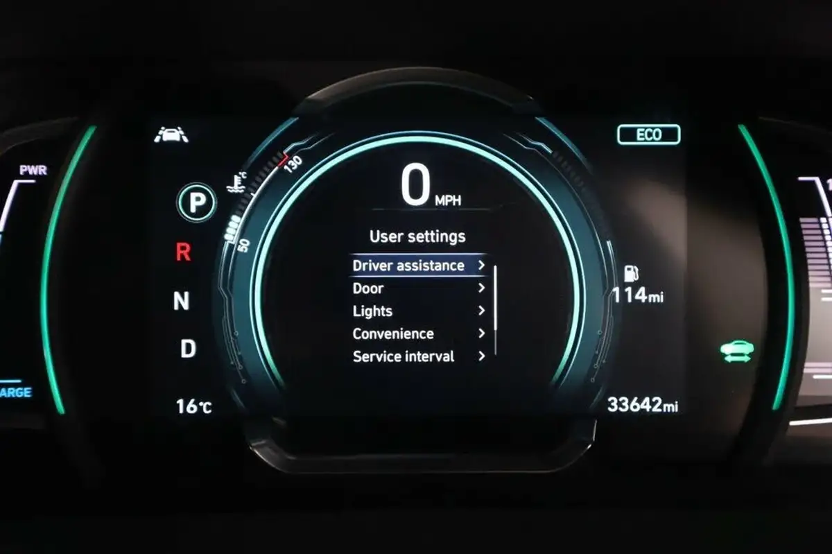 2022-hyundai-ioniq-16-gdi-premium-hybrid-big-42