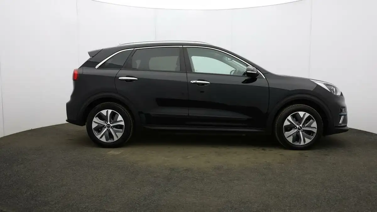 2021-kia-e-niro-ev-3-big-7