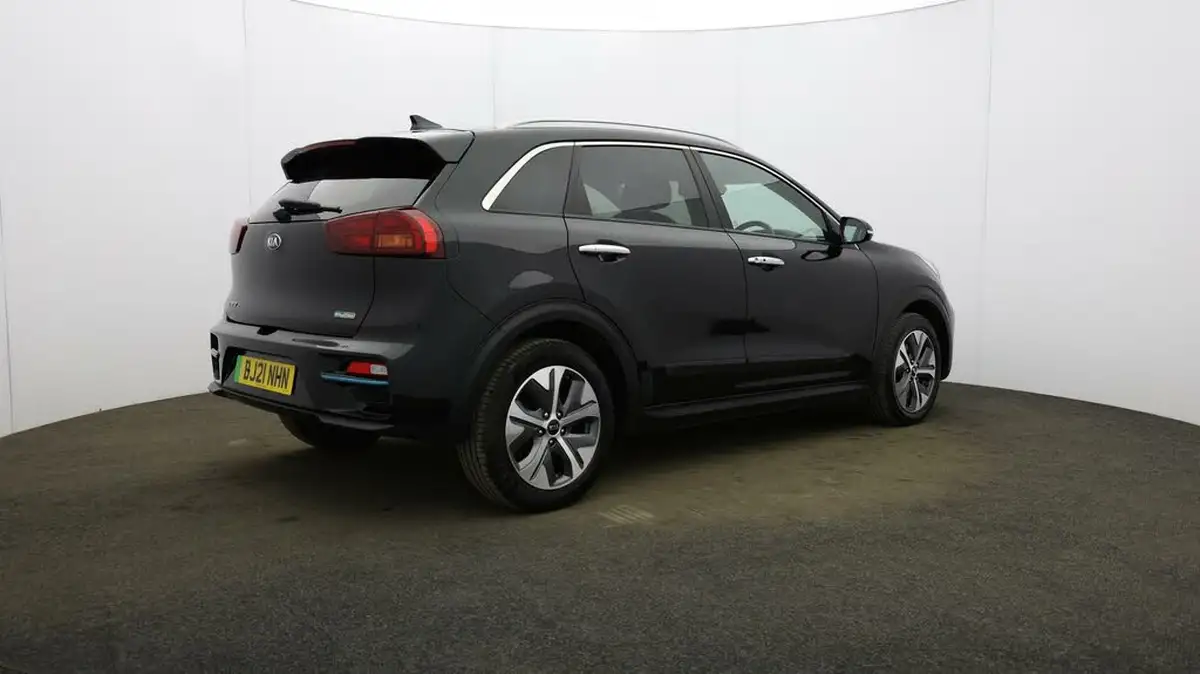 2021-kia-e-niro-ev-3-big-49