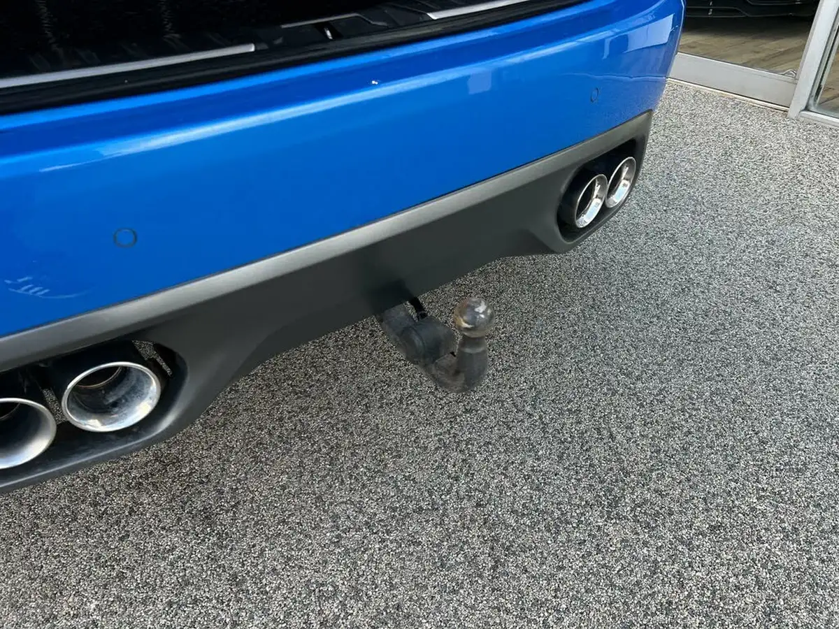 2020-jaguar-f-pace-50-v8-svr-big-8