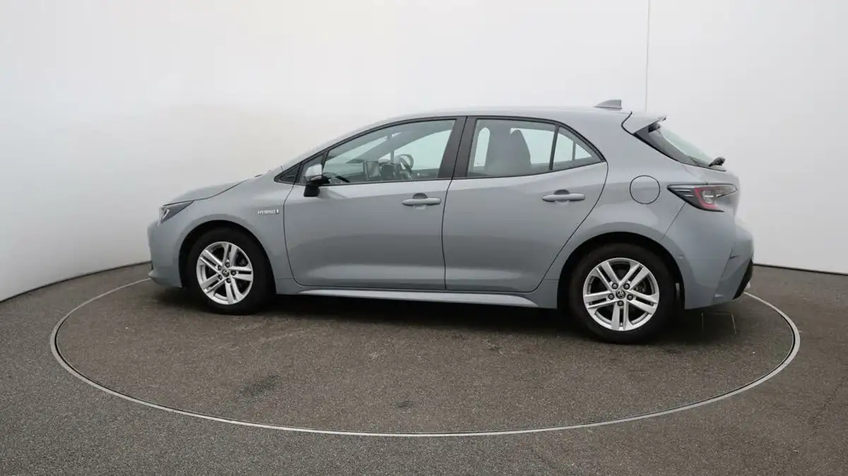 2021-toyota-corolla-18-vvt-i-icon-tech-spare-wheel-hatchback-5d-big-50