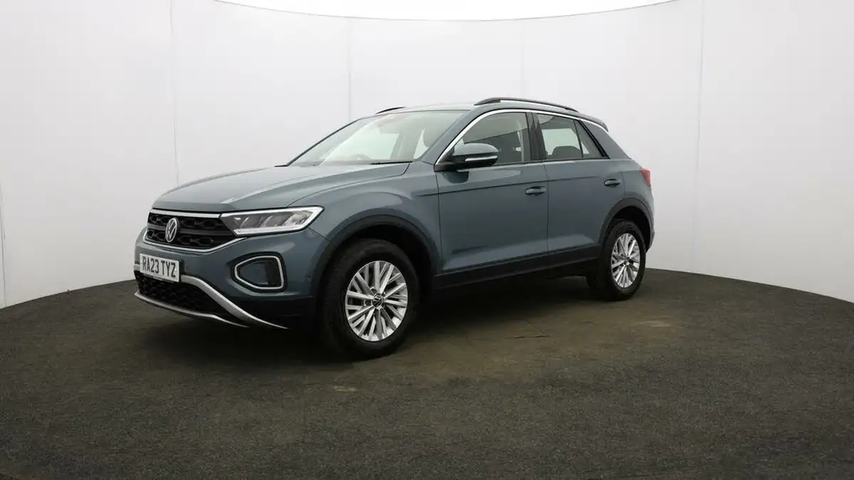 2023-volkswagen-t-roc-10-tsi-life-big-27