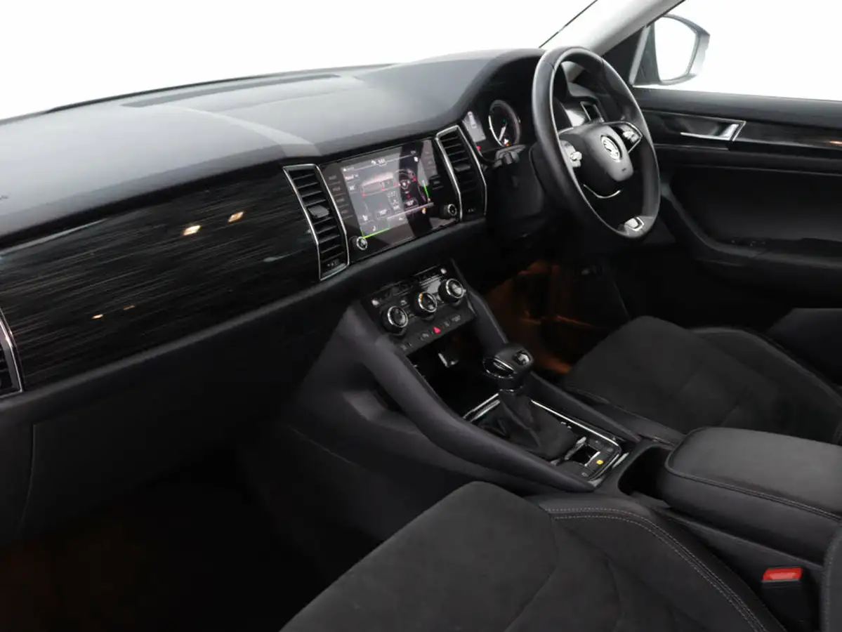 2021-skoda-kodiaq-15-tsi-se-l-dsg-big-34