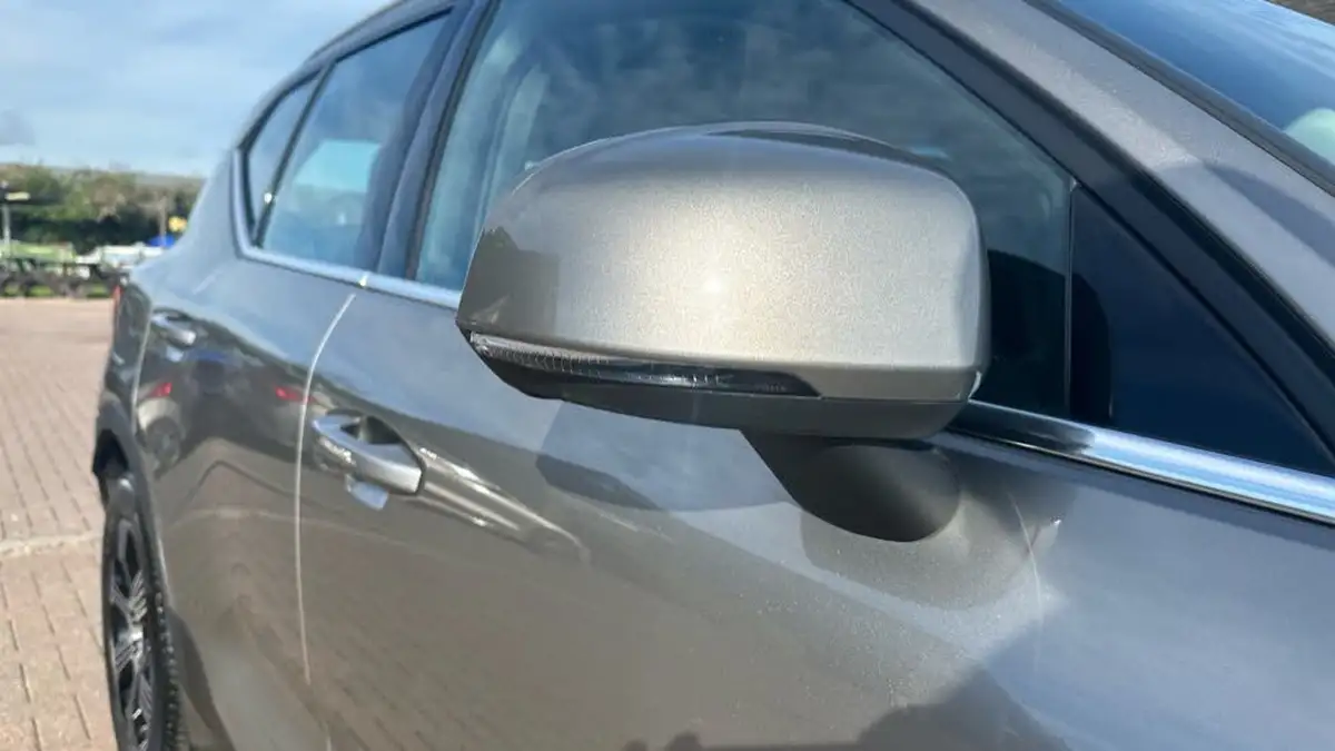 2021-volvo-xc40-15-t3-inscription-163bhp-big-42