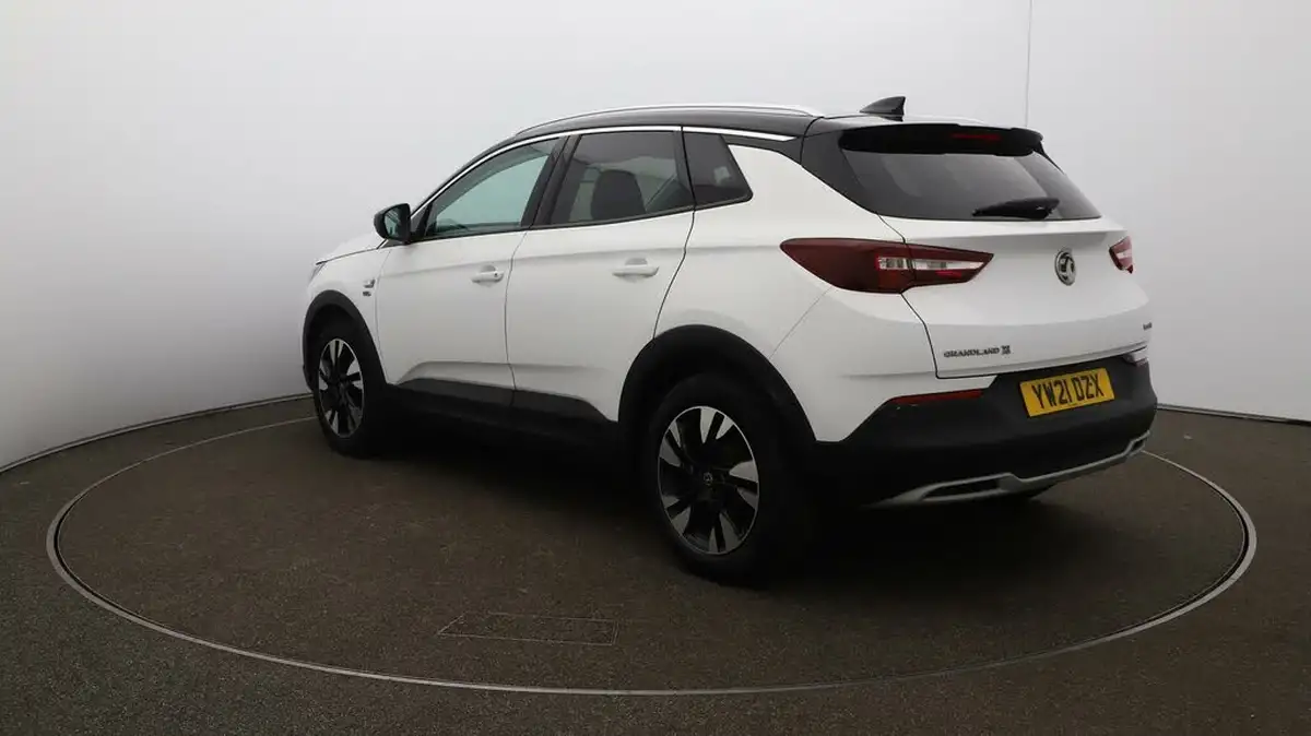 2021-vauxhall-grandland-x-12-griffin-big-56