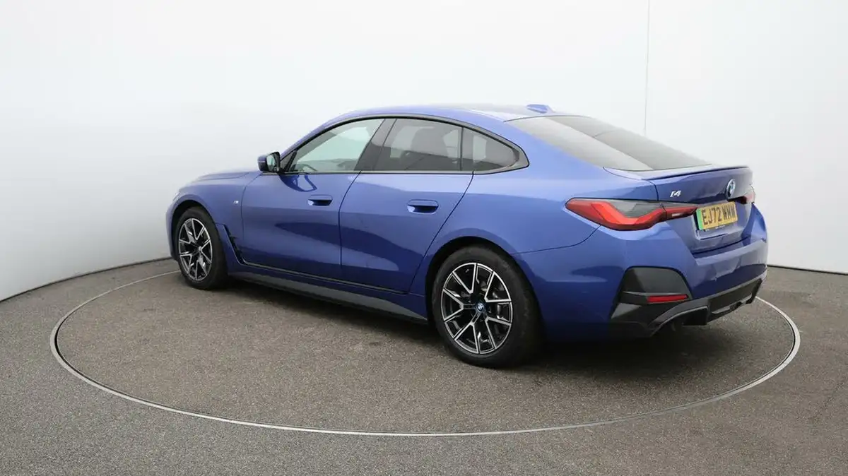 2022-bmw-i4-e-edrive40-m-sport-big-5