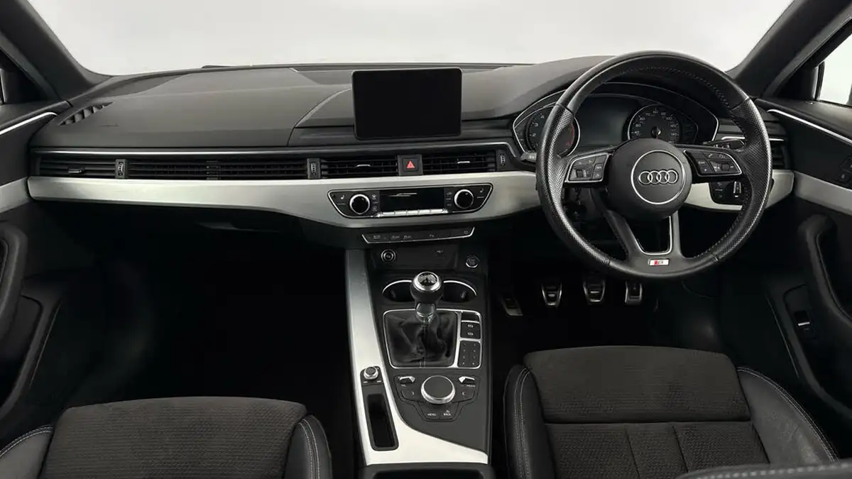2018-audi-a4-14-tfsi-s-line-big-10