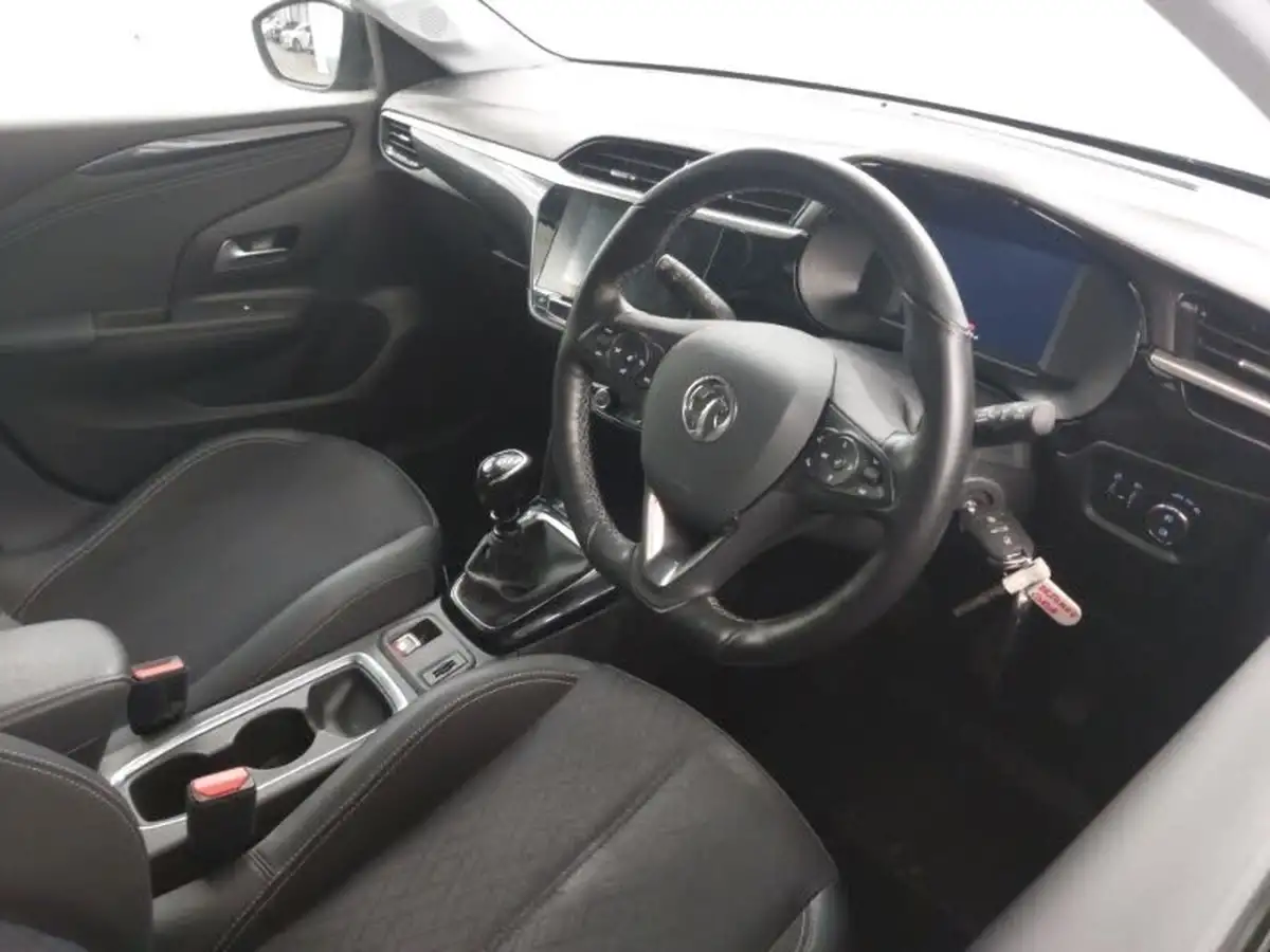 2022-vauxhall-corsa-12-turbo-elite-edition-big-10
