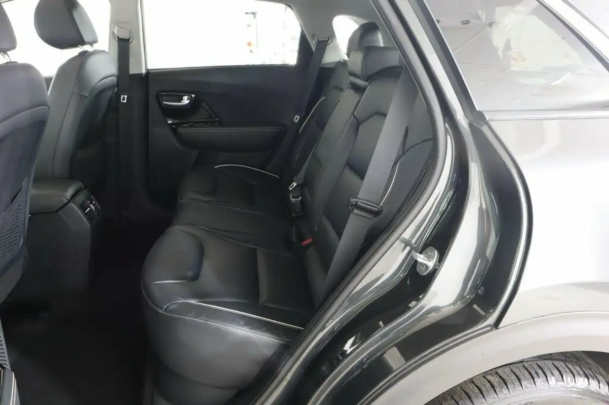 2021-kia-e-niro-ev-4-big-11