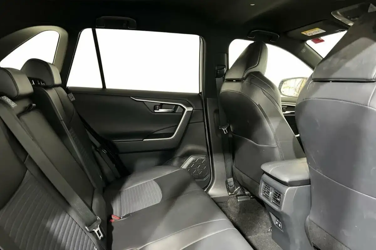 2019-toyota-rav4-25-vvt-i-dynamic-215bhp-big-7