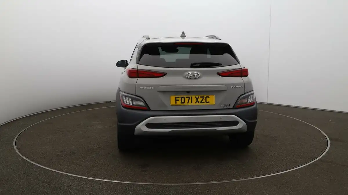 2022-hyundai-kona-16-gdi-premium-big-50