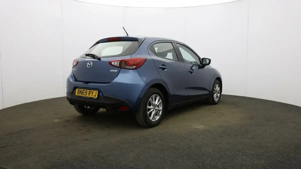 2019-mazda-mazda2-15-se-l-nav-big-50
