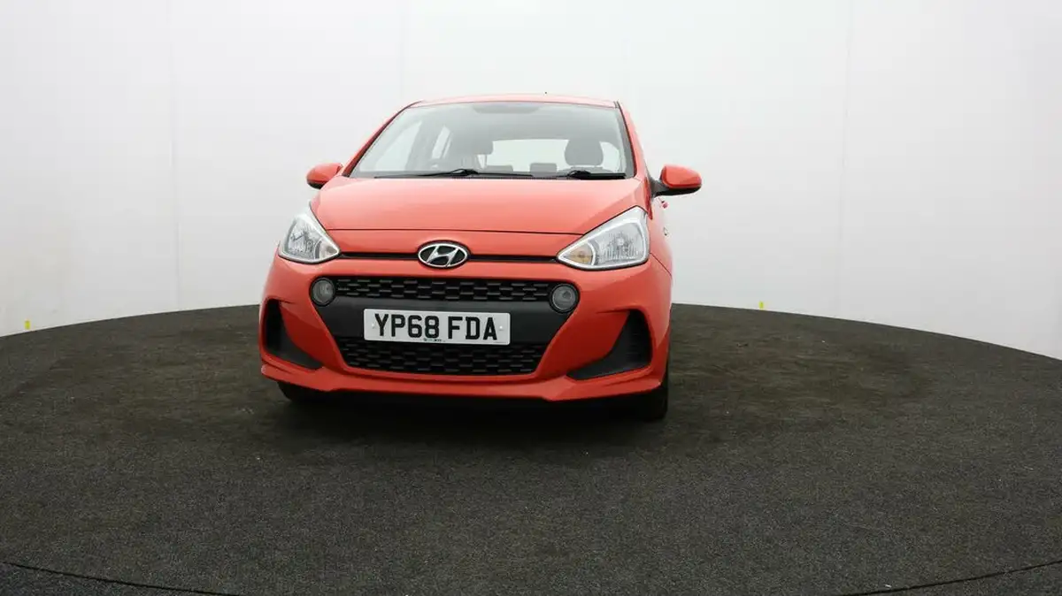 2018-hyundai-i10-10-se-67ps-big-48