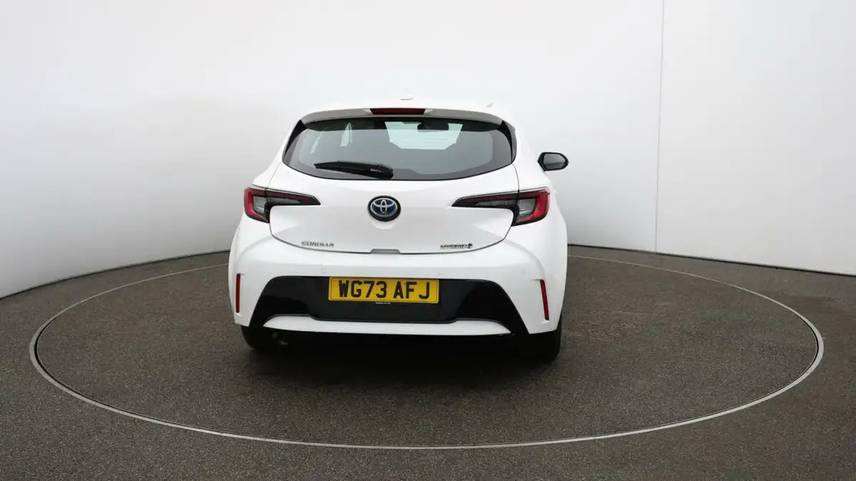 2023-toyota-corolla-18-vvt-i-icon-138bhp-hatchback-5d-big-50