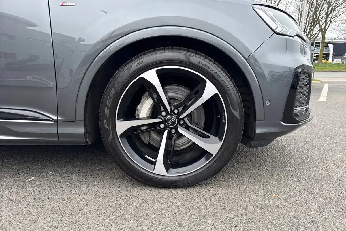 2023-audi-q7-30-50-tdi-black-edition-big-10