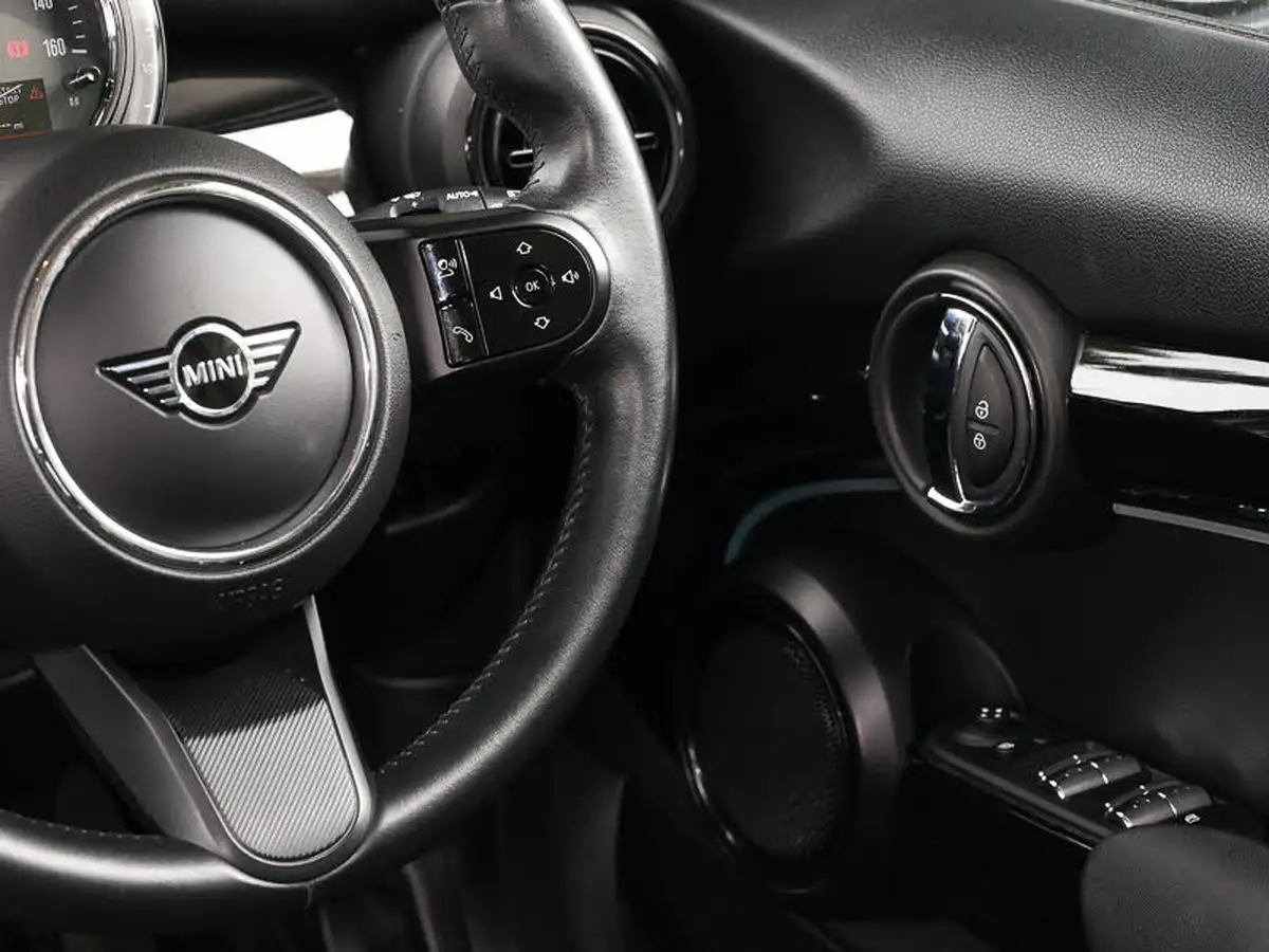 2021-mini-cooper-15-cooper-classic-hatchback-5d-big-17