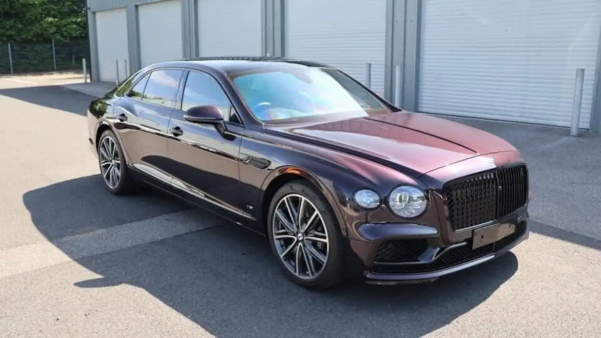 2022-bentley-flying-spur-40-v8-big-0