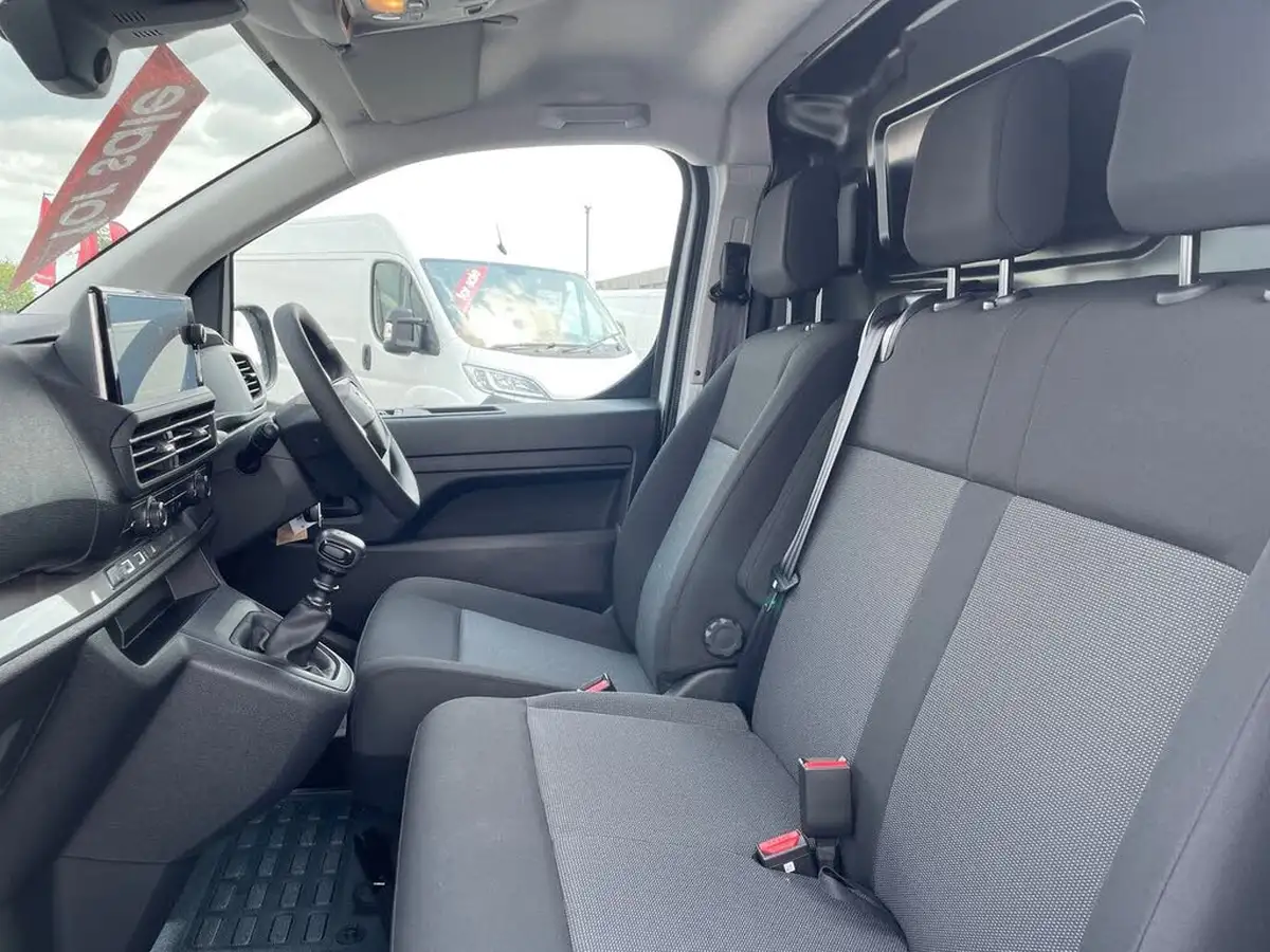 2024-vauxhall-vivaro-20td-xl-prime-panel-big-9