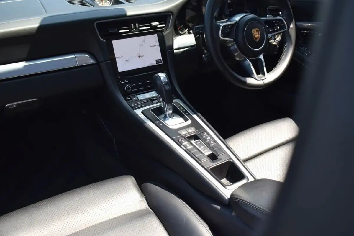 2018-porsche-911-30-carrera-s-420bhp-cabriolet-pdk-big-28