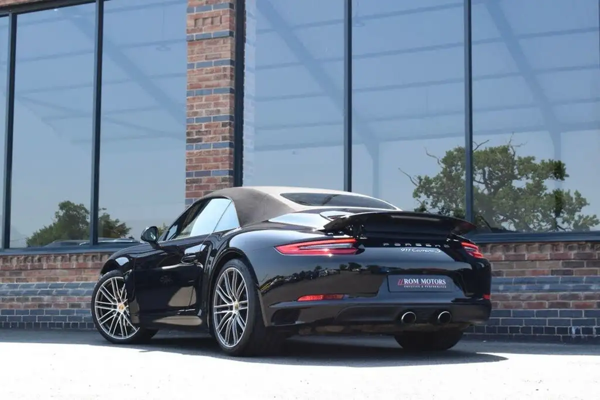 2018-porsche-911-30-carrera-s-420bhp-cabriolet-pdk-big-56