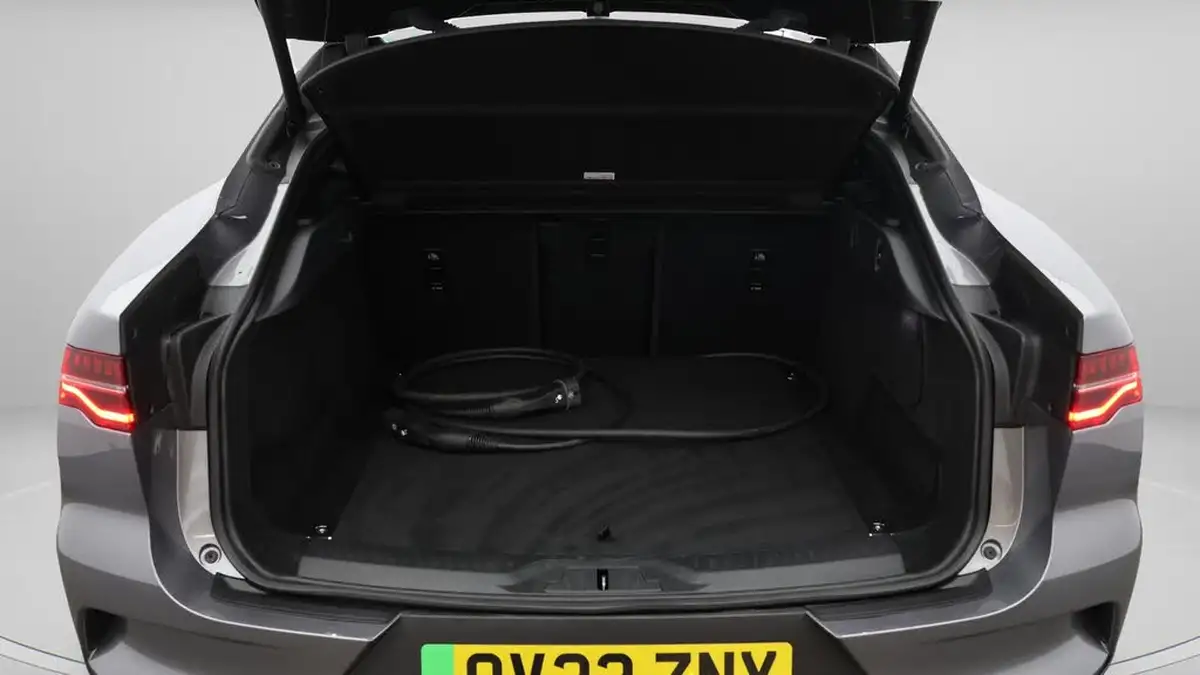 2022-jaguar-i-pace-ev400-hse-black-big-26