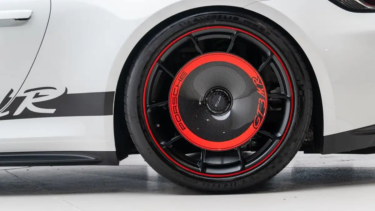 2023-porsche-911-40-gt3-pdk-big-10