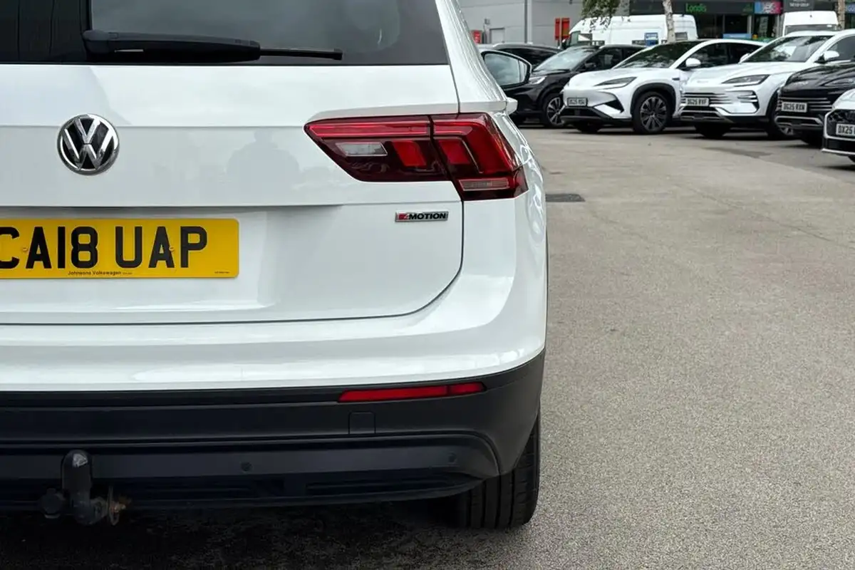 2018-volkswagen-tiguan-20tdi-se-navigation-150ps-4motion-ss-dsg-big-25