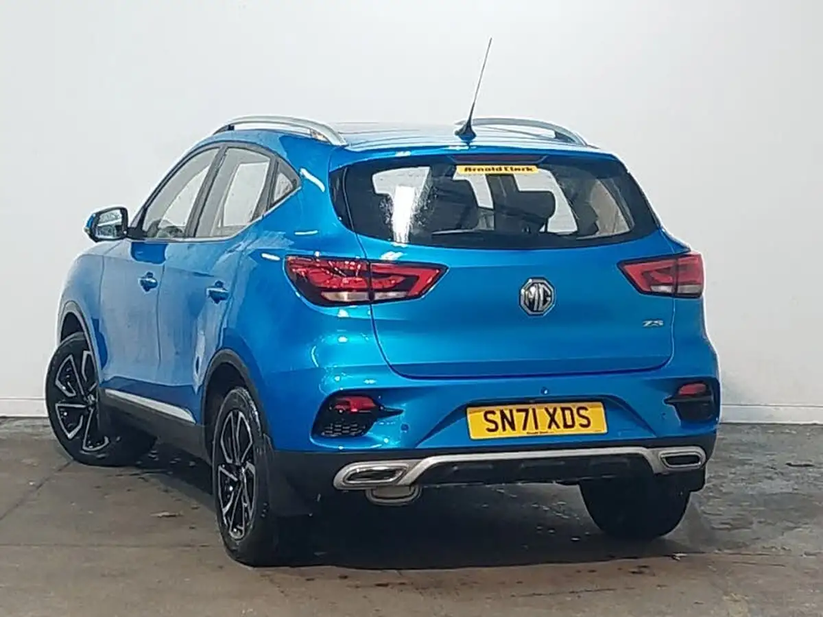 2021-mg-zs-suv-10t-gdi-exclusive-big-1