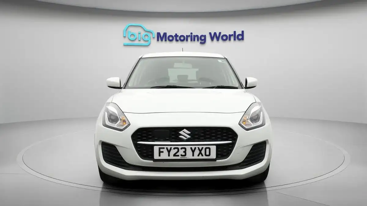 2023-suzuki-swift-12-dualjet-sz-l-big-2