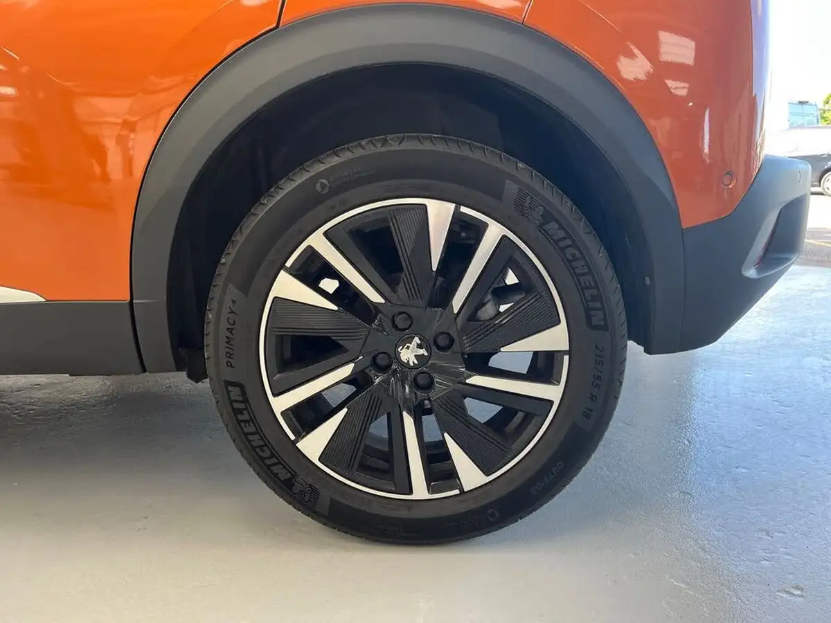 2022-peugeot-2008-suv-12-puretech-gt-premium-155bhp-big-17