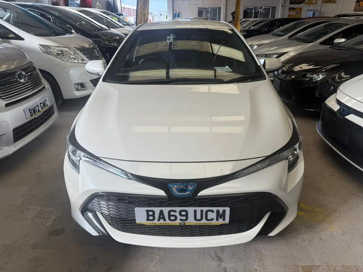 2019-toyota-corolla-big-1